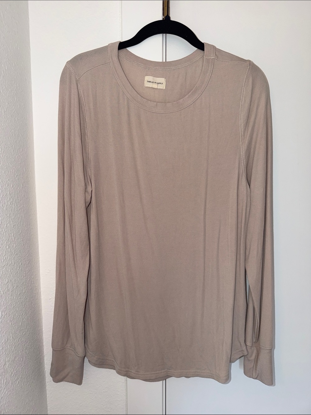 Thread & Supply Lightweight Long Sleeve Crewneck in Taupe LARGE